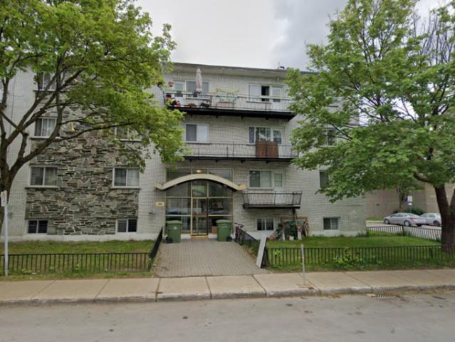 Apartment Montreal QC 96817579