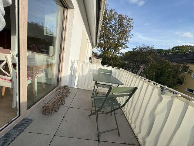Apartment mit Balkon und hochwertiger Einbauküche