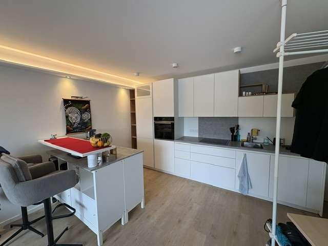 Apartment mit Balkon und Tiefgaragenstellplatz zu vermieten