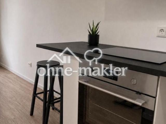 Apartment mit Balkon ins Grüne