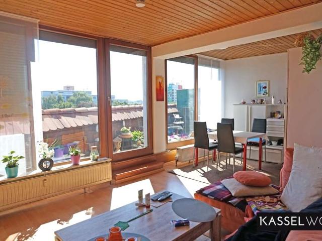 Apartment mit kleiner Dachterrasse in der Altenbaunaer Fußgängerzone sucht neue Eigentümer | Frei ab