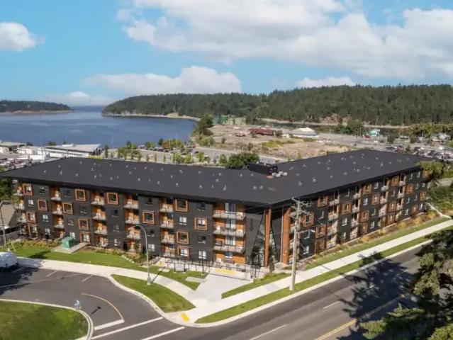 Apartment Nanaimo BC 103694696