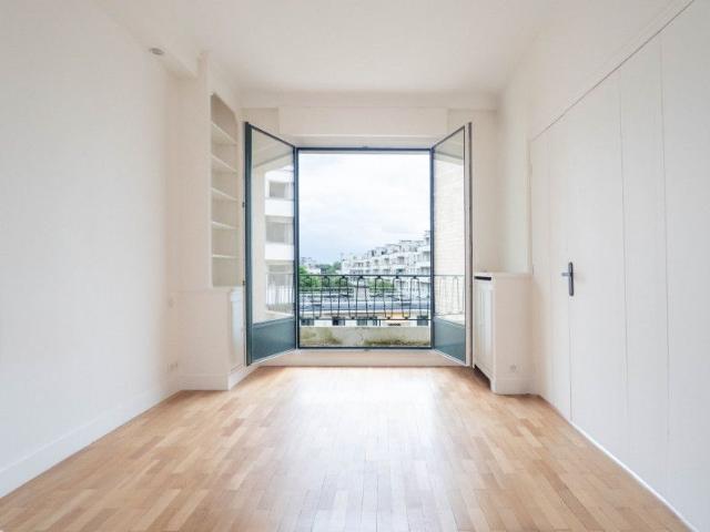 Apartment Neuilly Sur Seine
