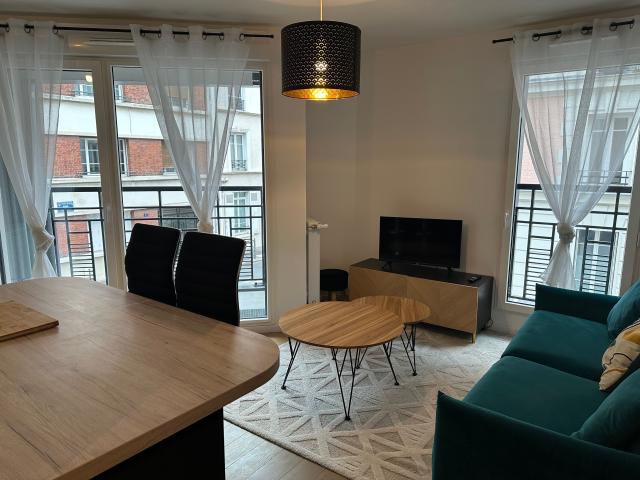 Apartment near the train station