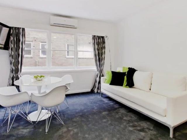 apartment near Darling Street South, Melbourne