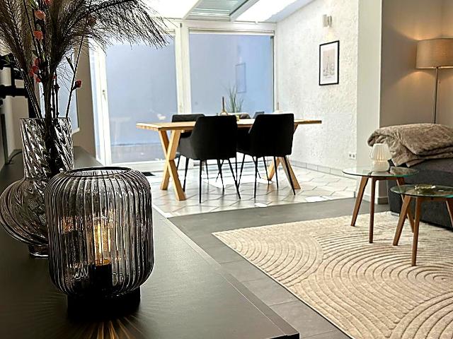 Apartment near Frankfurt with winter garden and terrace, Mainz Amsterdam Apartments for Rent