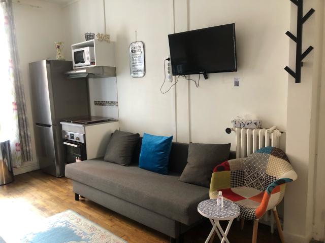 Apartment near Paris 1 Living room & 1 bedroom close to public transport