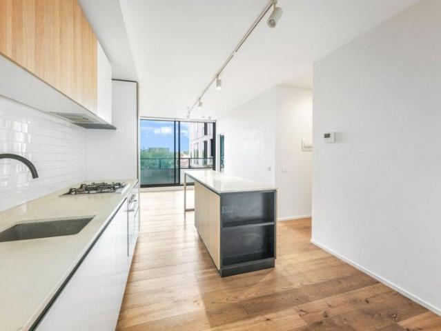 Apartment Near Queen Victoria Market | Flagstaff Gardens | 2 Bedrooms