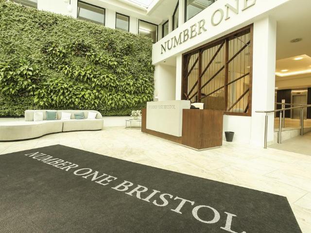 Apartment, Number One Apartments, BS1 3 bed flat to rent £3,000 pcm £692 pw