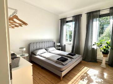 Apartment Savanna im historischen Stadtkern Linn in Krefeld, nähe Düsseldorf Messe, Aiport, Krefeld Amsterdam Apartments for Rent