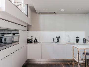 apartment Stukeley Street