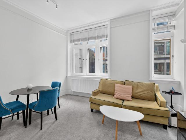 apartment St. Martin's Lane