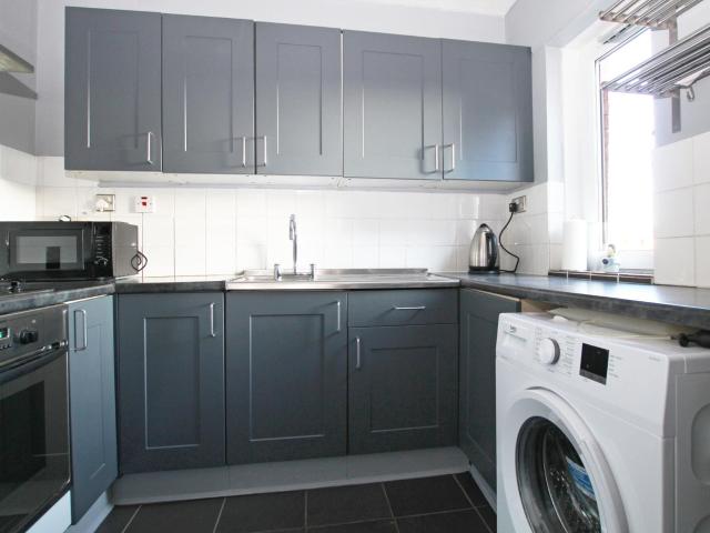 apartment St. Peters Street, St Georges Cross, Glasgow, G4 9HH