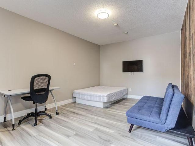 Apartment Sudbury ON LS96584916