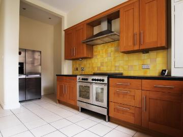 apartment Partickhill Road, Hyndland, Glasgow, G11 5BY