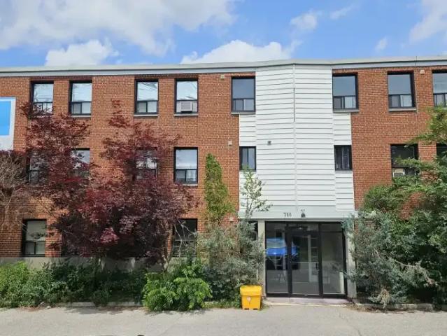 Apartment Peterborough ON LS105166761