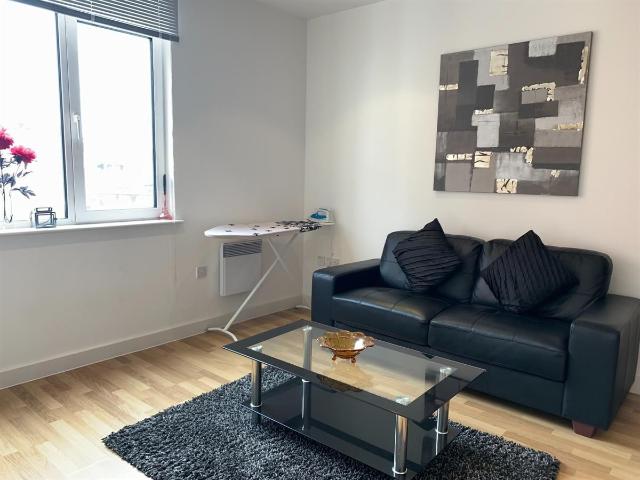 Apartment, Pearl House, Princess Way, Swansea SA1, 1 bed flat to rent, £795 pcm | PrimeLocation