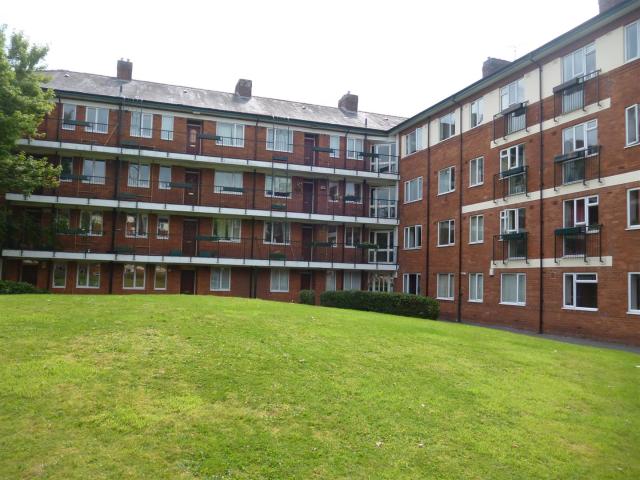 apartment Property in Melmerby Court, Eccles New Road, Salford, Manchester, M5 4UG