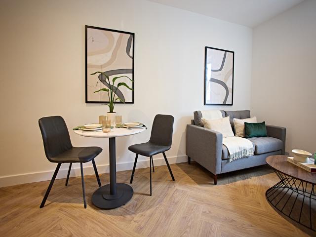 apartment Q Three Residence, 30 Westgate, Leeds, LS1 2FP, West Yorkshire, GB