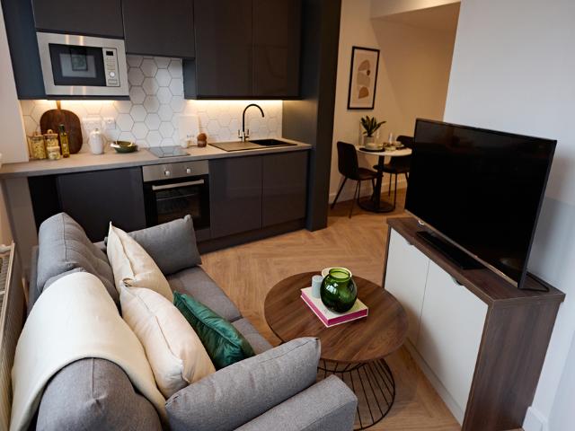 apartment Q Three Residence, 30 Westgate, Leeds, LS1 2FP, West Yorkshire, GB