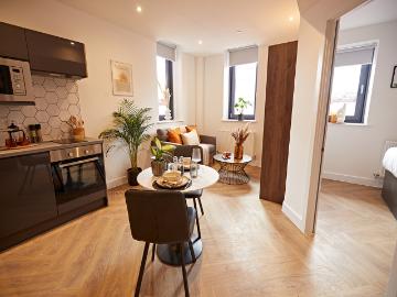 apartment Q Three Residence, 30 Westgate, Leeds, LS1 2FP, West Yorkshire, GB