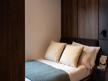 apartment Q Three Residence, 30 Westgate, Leeds, LS1 2FP, West Yorkshire, GB