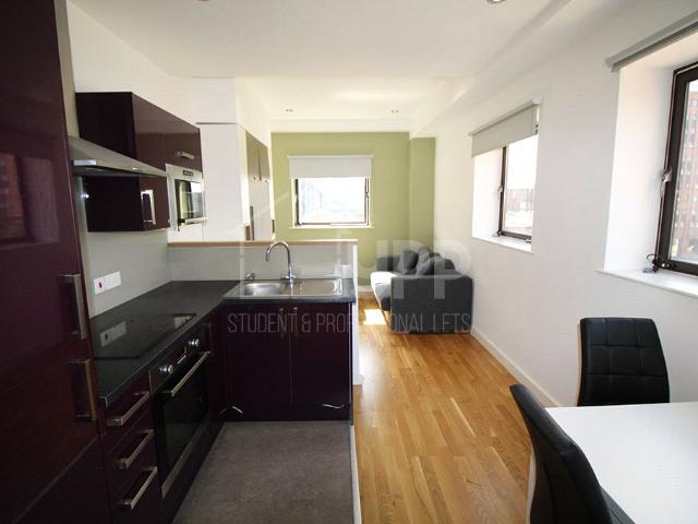 apartment Q Two Residence, 25 Queen Street, Leeds, LS1 2FH, West Yorkshire, GB