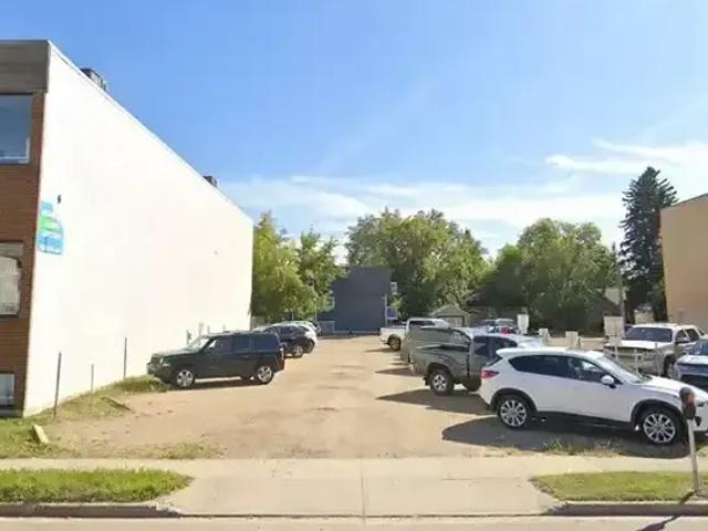 Apartment Red Deer AB LS94754415