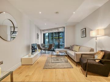 apartment Riverlight Quay, London, SW11