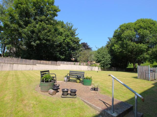 apartment Riddrie Knowes, Riddrie, Glasgow, G33 2QF