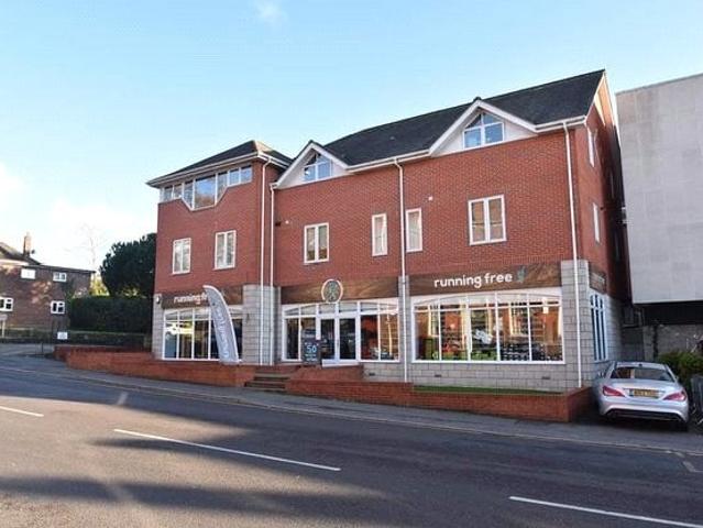 apartment Warwick Court 22 Bournemouth Road, Poole, Dorset