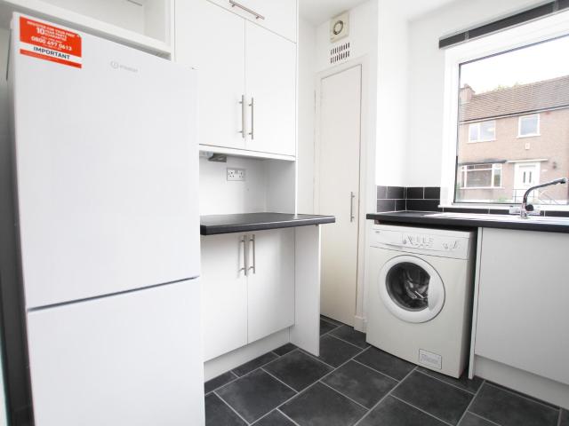 apartment Weymouth Drive, Kelvindale, Glasgow, G12 0ER