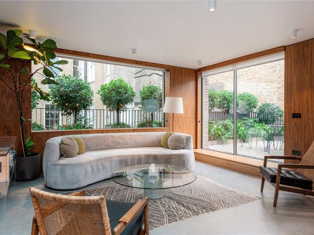 apartment Weymouth Mews, W1G Marylebone