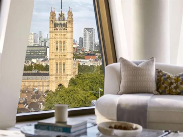 Apartment Westminster London LS102596332