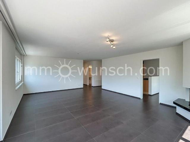 Apartment with 4.5 rooms for rent in Walchwil 145 m² | dreamo. Ch