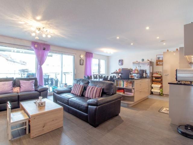 Apartment with 4.5 rooms on sale in Pfungen 121 m² | dreamo. Ch