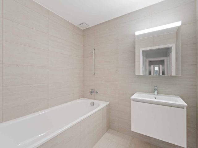 Apartment with 4.5 rooms on sale in Rolle 171 m² | dreamo. Ch