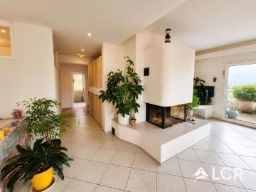 Apartment with 5 rooms in Colombier