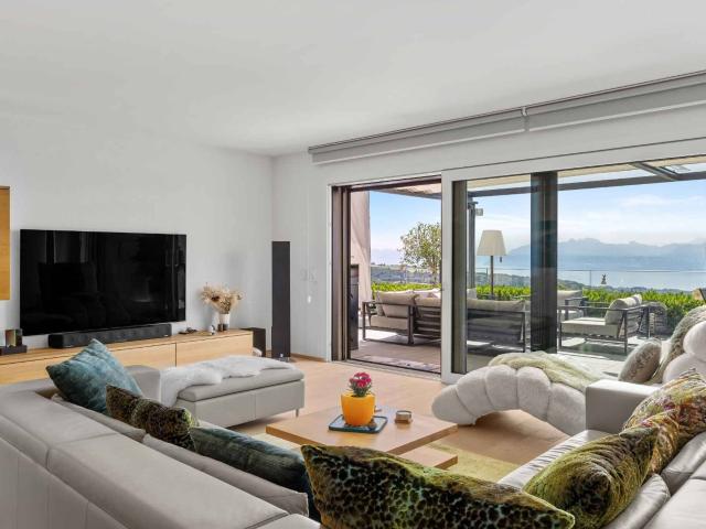 Apartment with 5.5 rooms on sale in Arzier Le Muids 235 m² | dreamo. Ch