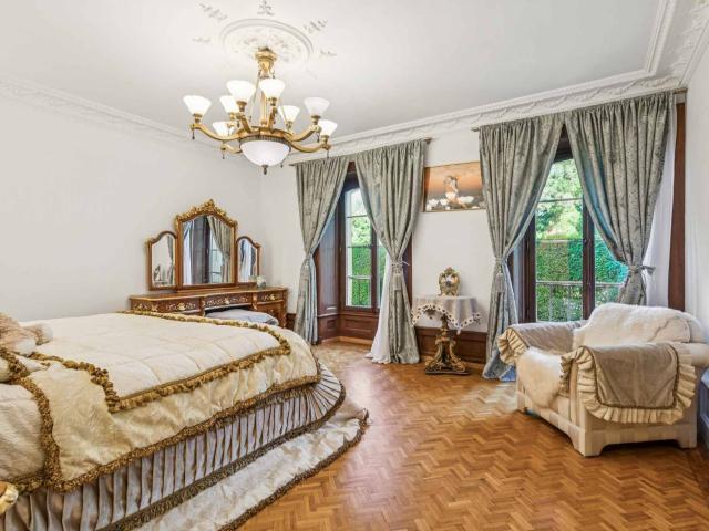 Apartment with 6 rooms on sale in Greng 185 m² | dreamo. Ch