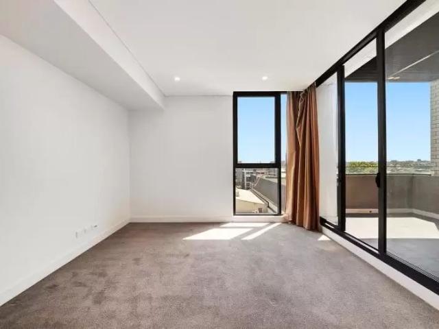 Apartment with 1 bedroom, 1 bathroom & parking for 1 car