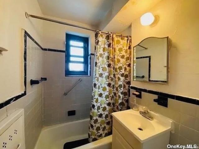 apartment with 1 bedroom, Bayside NY ELS72692258