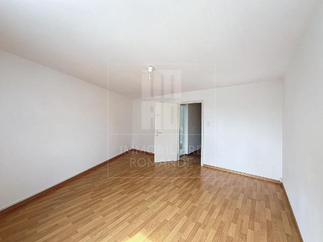 Apartment with 1 room for rent in La Chaux de Fonds | dreamo. Ch