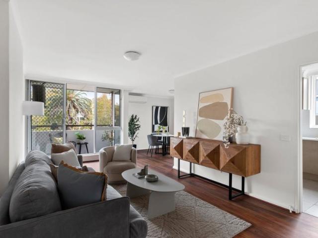 For Rent 2 Bedroom Apartment Caulfield North VIC DS102761052