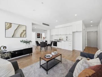 Adelaide, South Australia - Equipped kitchen