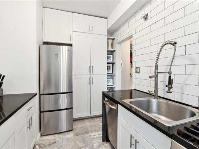 apartment with 2 bedroom, Brooklyn NY ES87568718
