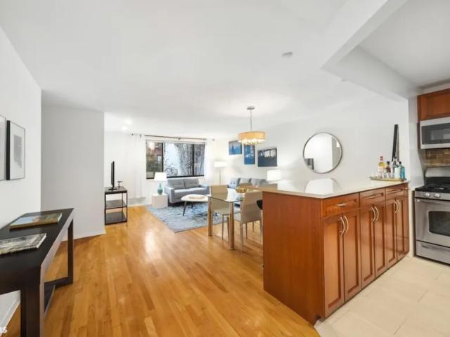 apartment with 2 bedroom, Midtown West NY DS102715748