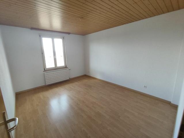 Apartment with 2.5 rooms for rent in Güttingen 42 m² | dreamo. Ch