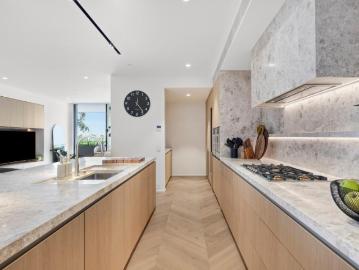 apartment with 3 bedroom, Brighton ES101672421