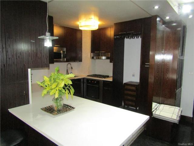 apartment with 3 bedroom, Bronx NY ELS72692040